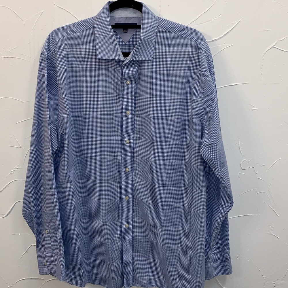 Tommy Hilfiger- 17 1/2 34/35 button down